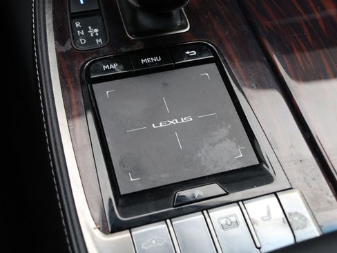 Used 2020 Lexus LS 500 w/ Interior Upgrade Package image 30