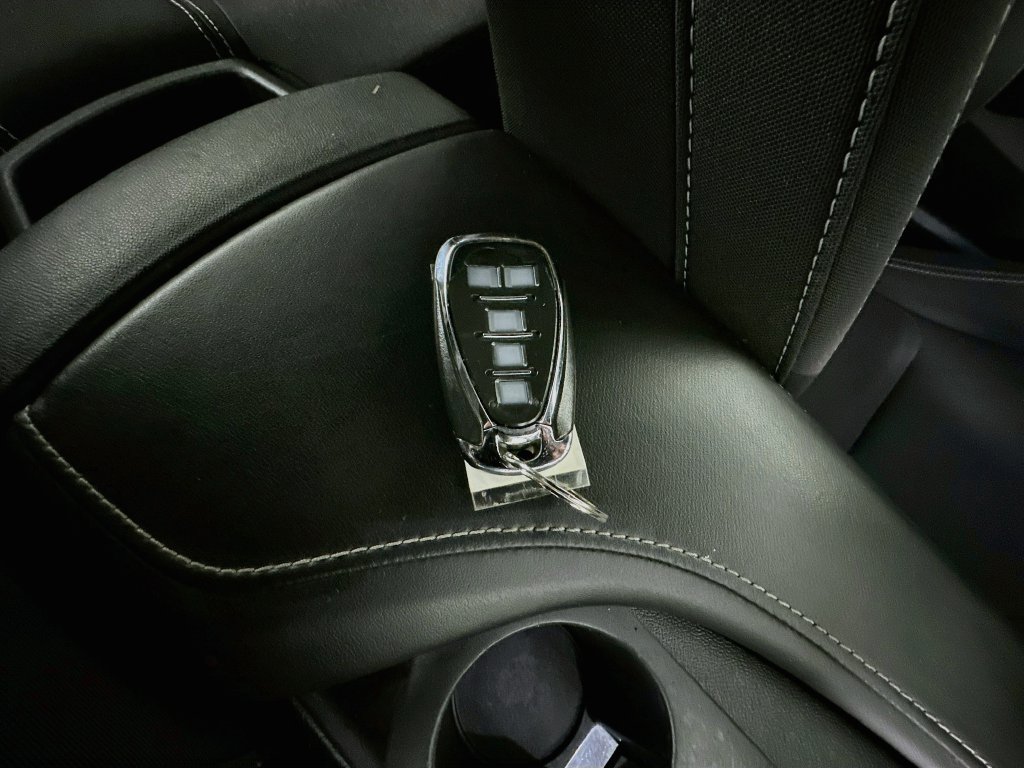 Used 2017 Chevrolet Camaro LT RWD image 35