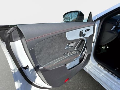 Certified 2024 Mercedes-Benz CLA 250 4MATIC image 18