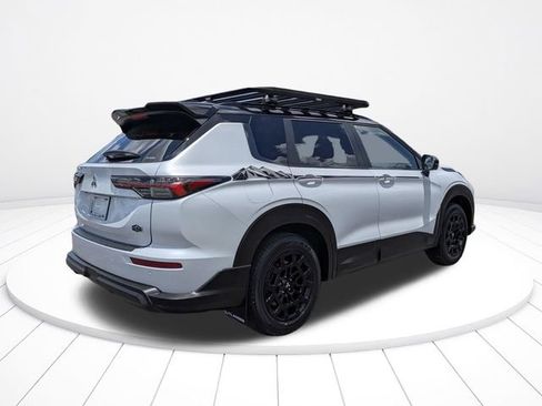 New 2026 Mitsubishi Outlander Trail Edition AWD/4WD image 3