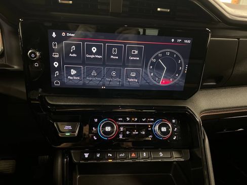 Certified 2024 GMC Sierra 2500 AT4 w/ AT4 Preferred Package AWD/4WD image 23
