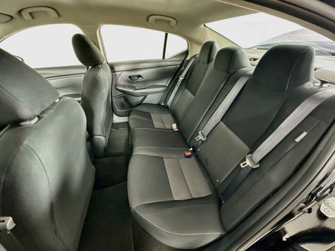 Used 2025 Nissan Sentra SV FWD image 26
