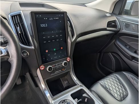 Used 2024 Ford Edge Titanium AWD/4WD image 23