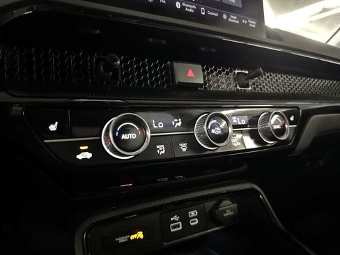 Used 2024 Honda CR-V EX-L image 19
