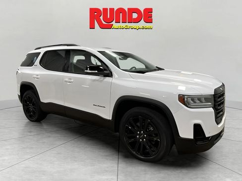 Used 2023 GMC Acadia SLE w/ Driver Convenience Package image 7