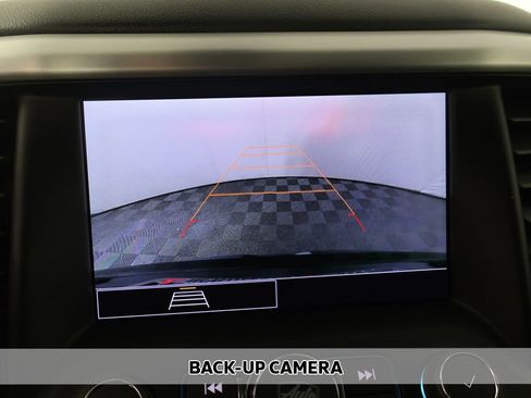 Used 2022 GMC Acadia SLE AWD/4WD image 5