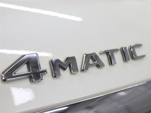 Used 2020 Mercedes-Benz S 560 4MATIC Sedan image 9