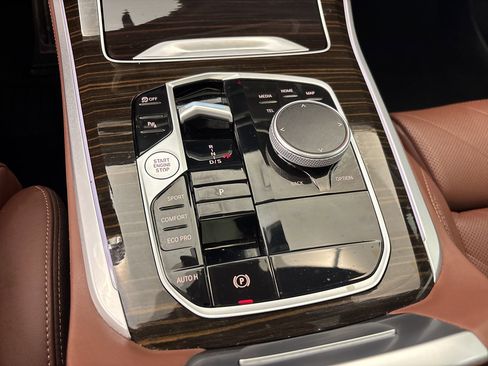 Certified 2024 BMW X5 sDrive40i w/ M Sport Package image 23