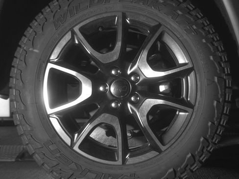 Used 2025 Jeep Compass Trailhawk AWD/4WD image 15