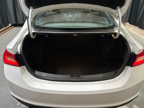 Used 2024 Chevrolet Malibu LT FWD image 23