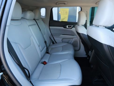 Used 2022 Jeep Compass Latitude image 26