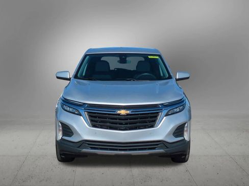 Used 2022 Chevrolet Equinox LT w/ LPO, Floor Liner Package image 9