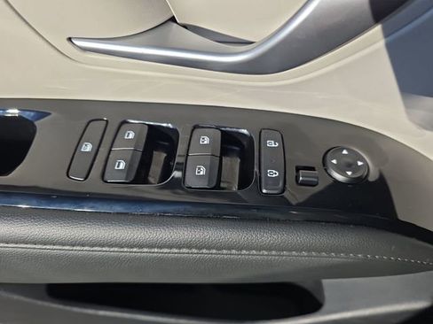 Used 2023 Hyundai Tucson Limited image 41