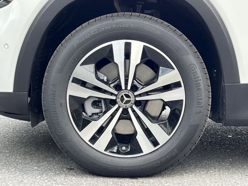 New 2026 Mercedes-Benz GLB 250 4MATIC image 17