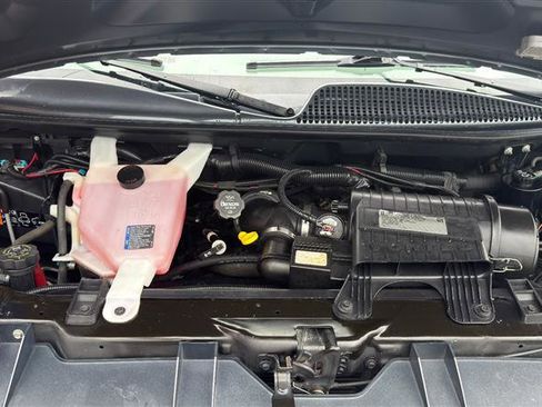 Used 2015 Chevrolet Express 2500 Extended RWD image 8