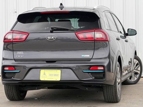Used 2019 Kia Niro EX Premium image 4