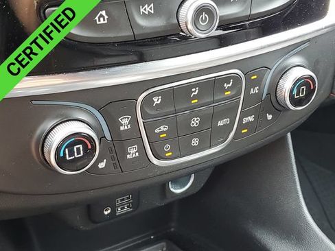 Certified 2023 Chevrolet Traverse RS w/ LPO, Floor Liner Package AWD/4WD image 21