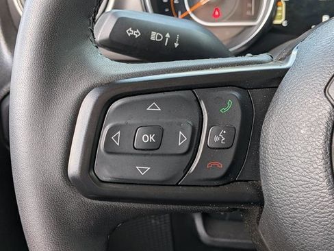 Used 2023 Jeep Gladiator Sport AWD/4WD image 24