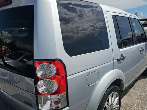 Used 2011 Land Rover LR4 HSE image 11