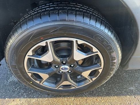 Used 2018 Subaru Crosstrek 2.0i Premium w/ Moonroof Package image 13