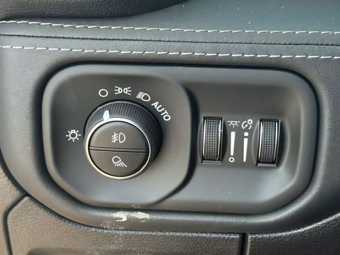 New 2026 RAM 1500 Limited AWD/4WD image 18