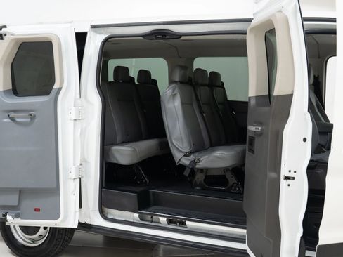 Used 2019 Ford Transit 150 XL image 19