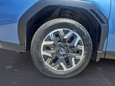 Certified 2025 Subaru Forester Premium AWD/4WD image 14