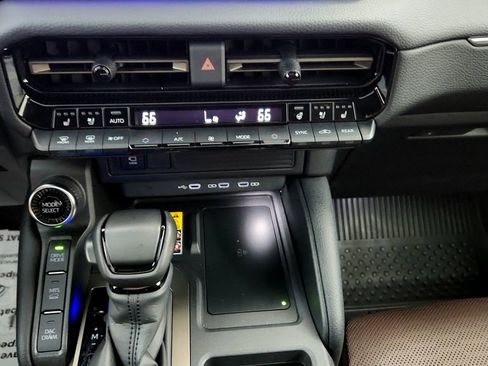 Certified 2026 Toyota Land Cruiser w/ Premium Package AWD/4WD image 31