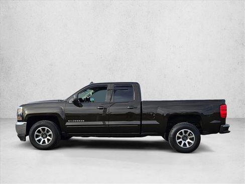 Used 2018 Chevrolet Silverado 1500 LT image 8