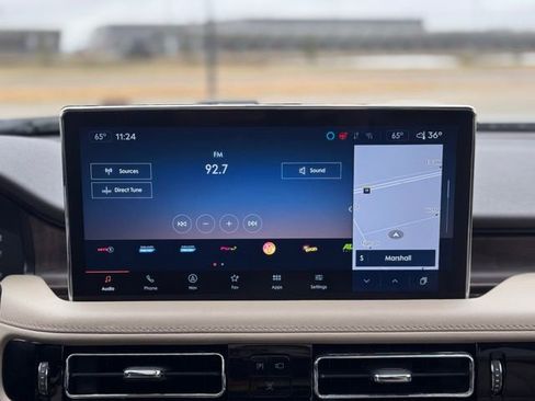 Used 2023 Lincoln Nautilus Reserve image 19