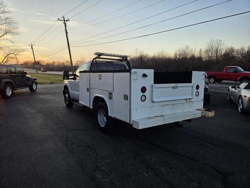 Used 2015 Ford F350 XL w/ Trailer Tow Package image 5