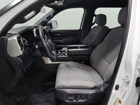 Used 2025 Toyota Tundra SR5 AWD/4WD image 11