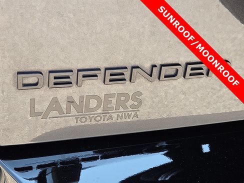 Used 2024 Land Rover Defender 110 X-Dynamic SE AWD/4WD image 8