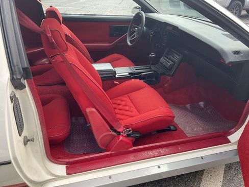 Used 1987 Chevrolet Camaro Z28 RWD image 26
