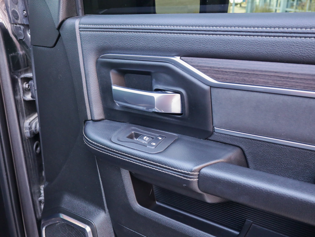 Used 2026 RAM 2500 Laramie AWD/4WD image 26
