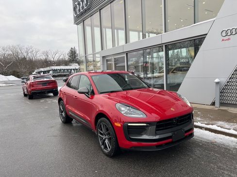 Used 2025 Porsche Macan Turbo image 6