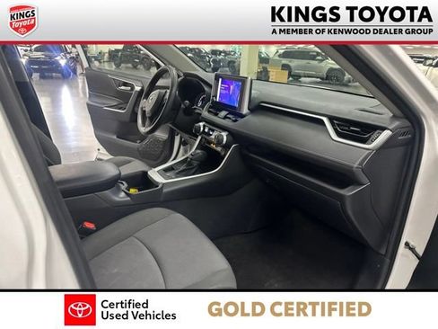 Certified 2025 Toyota RAV4 XLE AWD/4WD image 24