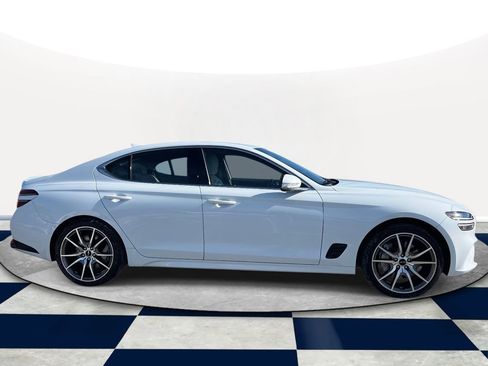 Certified 2024 Genesis G70 2.5T image 5