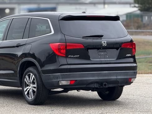 Used 2016 Honda Pilot EX image 12