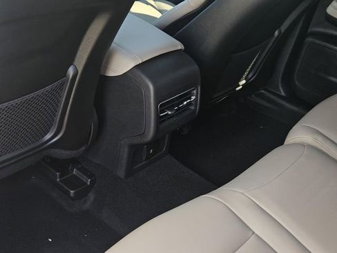 New 2026 Lincoln Corsair Premiere image 24