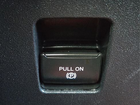 Certified 2023 Ford Bronco Everglades image 22