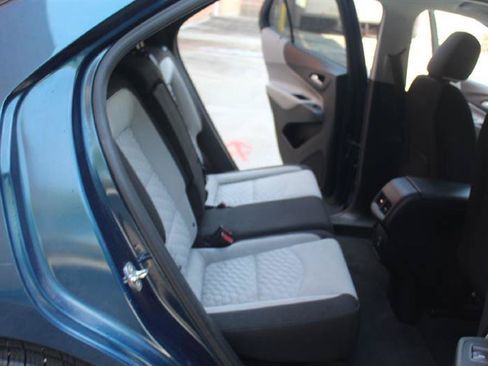 Used 2021 Chevrolet Equinox LT FWD image 8