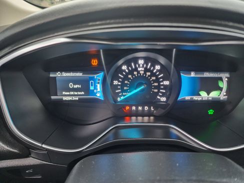 Used 2017 Ford Fusion Energi Titanium FWD image 35