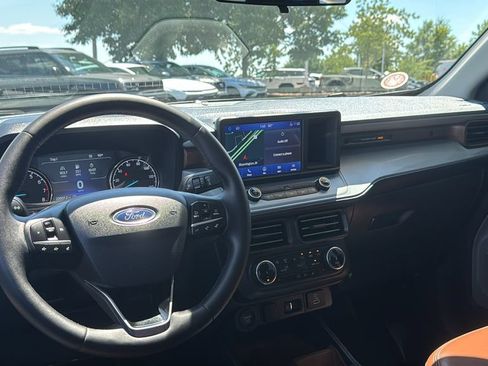 Used 2023 Ford Maverick Lariat w/ Lariat Luxury Package AWD/4WD image 12