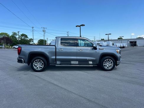 Used 2022 GMC Sierra 1500 SLT w/ SLT Premium Package image 2