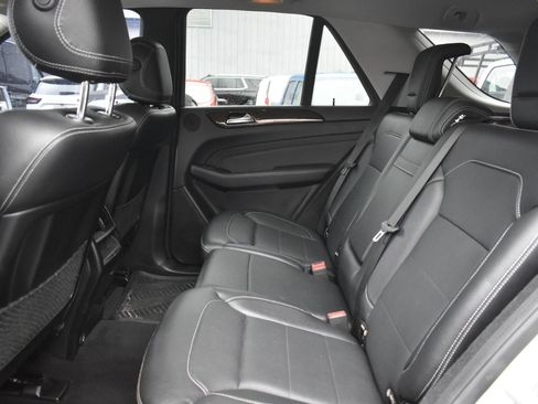 Used 2015 Mercedes-Benz ML 350 4MATIC image 14
