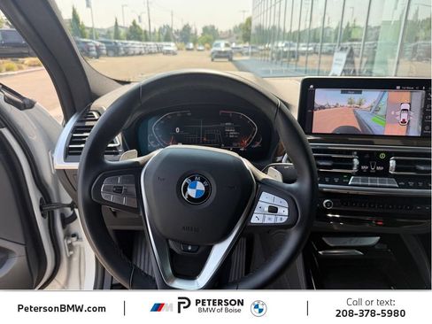 Used 2024 BMW X4 xDrive30i w/ Parking Assistance Package AWD/4WD image 19