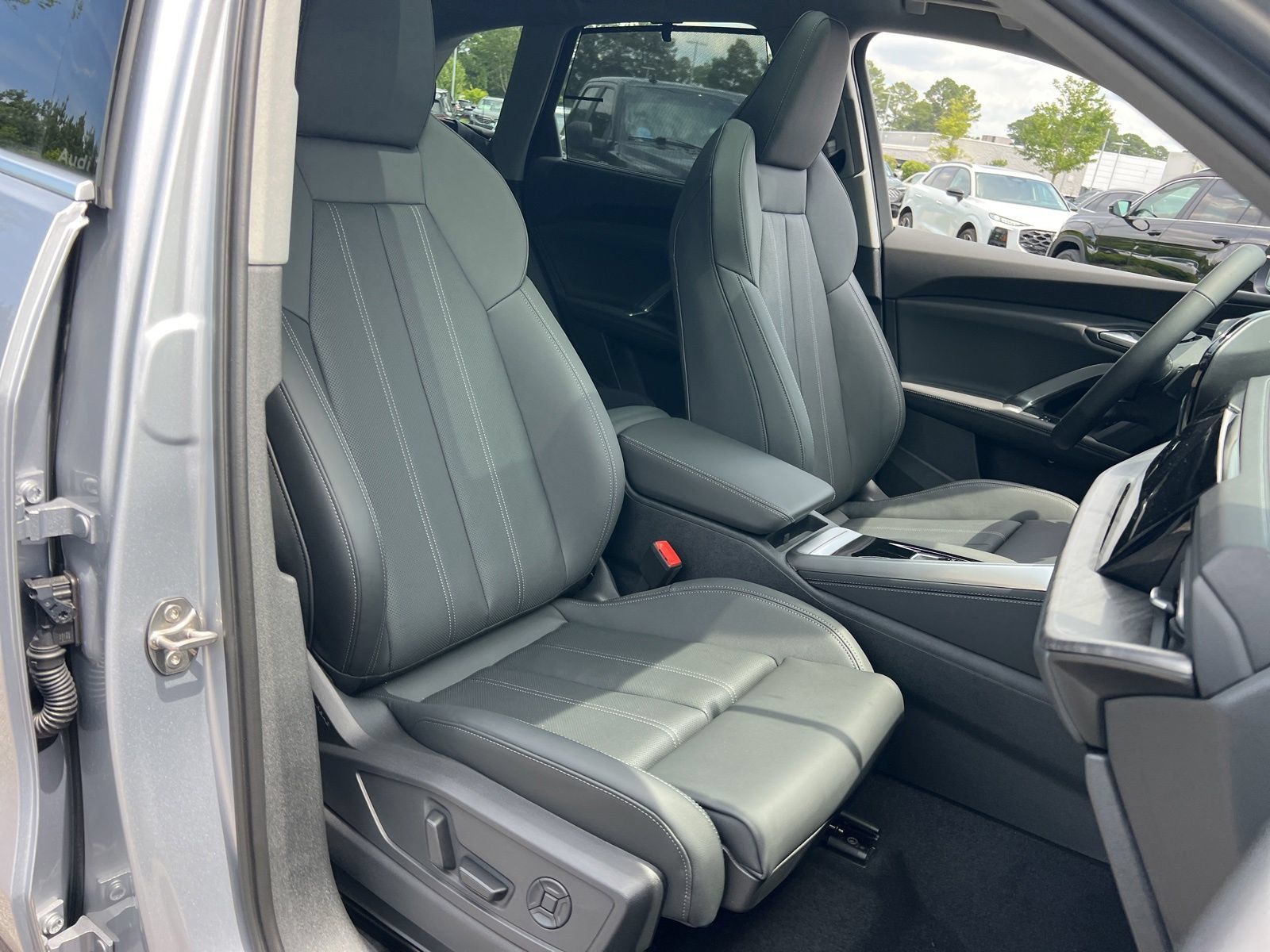 New 2026 Audi Q5 Premium Plus AWD/4WD image 32