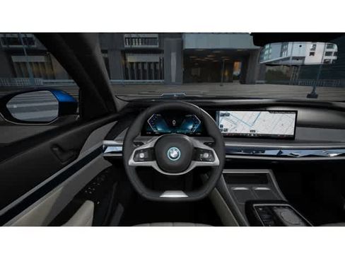 New 2026 BMW i7 xDrive60 w/ Executive Package image 13