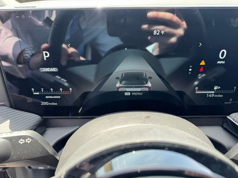 New 2025 Nissan Kicks SR image 10